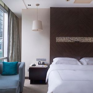 Junior King Suite City View